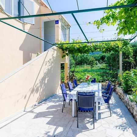 Banići Apartment & Rooms Mazdin מראה חיצוני תמונה