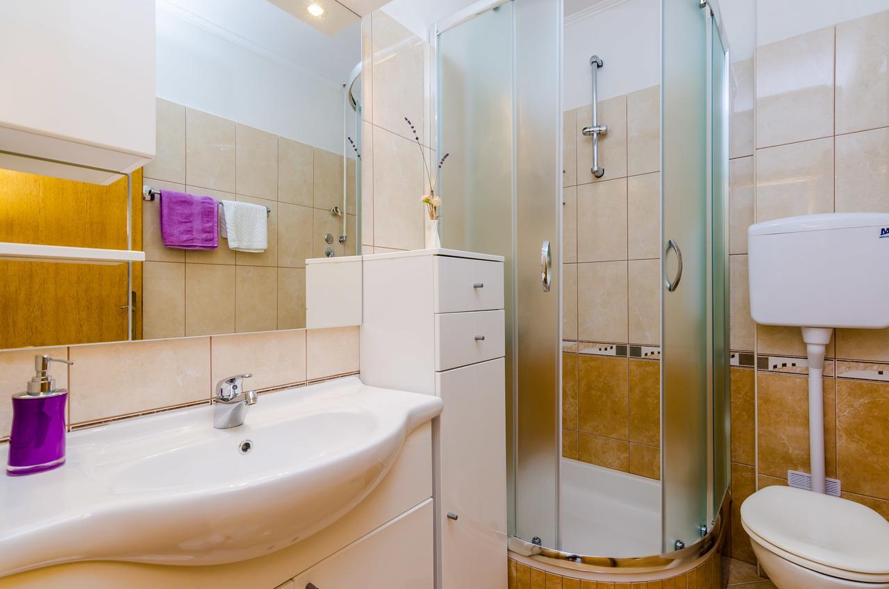 Banići Apartment & Rooms Mazdin מראה חיצוני תמונה